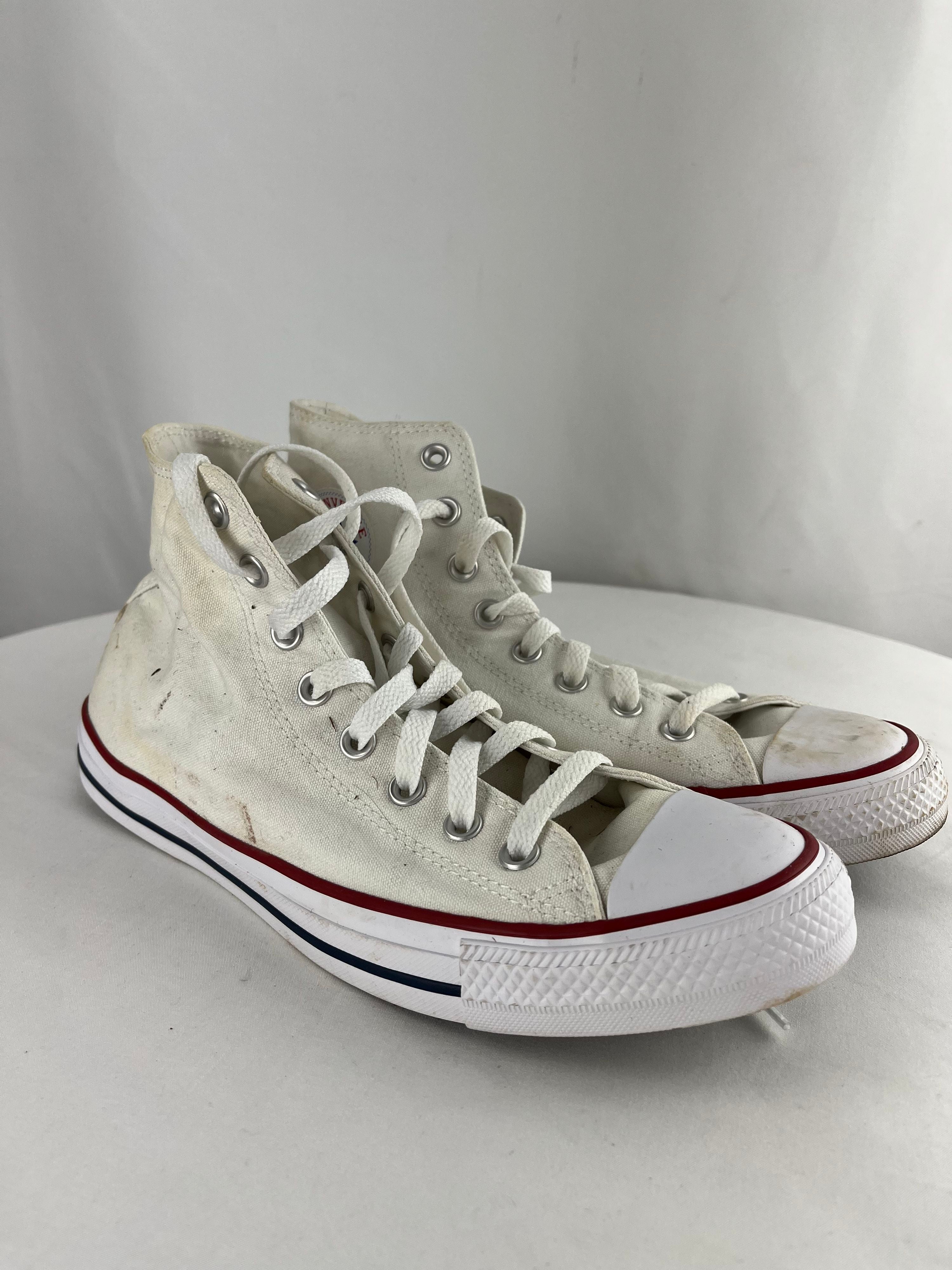 Converse White High-Top Canvas Chuck Taylor Sneakers with Red Trim Amazon.com | Converse Unisex Chuck Taylor All Star Malden  main image 2