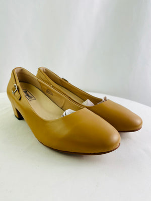 Propet Zuri Women's Dress Pumps in Oyster Leather Heels Size 12 2E NIB