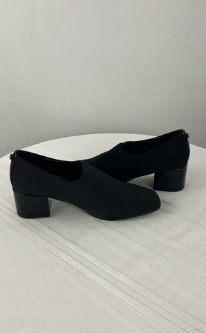 Donald Pliner Women's Keesad Crepe Elastic Heeled Clog Black NIB Size 8.5