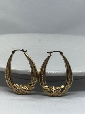 14K Yellow Gold Hoop Earrings 2.9g Unique Shrimp Fancy Diamond-Cut Vintage 3.5mm
