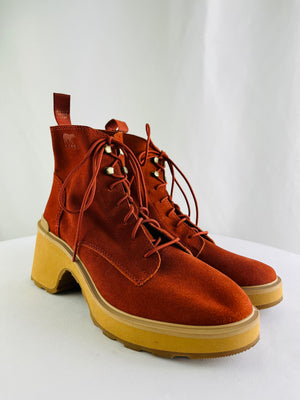 Sorel Hi-Line Waterproof Suede Heel Lace Boots in Warp Red/Tawny Buff Size 10.5