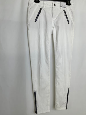 White House Black Market White Ankle Pants - Size Women's X-Small (0-2)