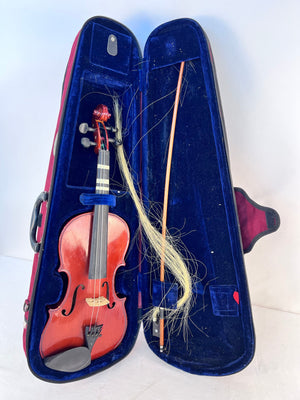 The Stentor Student II Violin S15004C 4/4 Size with Case