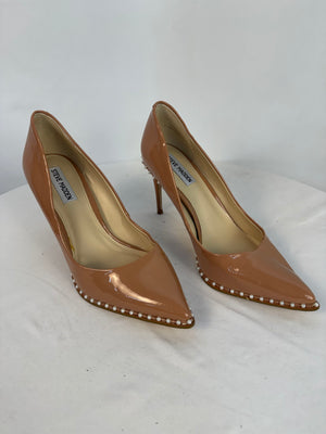 Steve Madden Luiza Pearl Trim Stiletto Pumps Nude Patent Pointed Toe 9.5 M