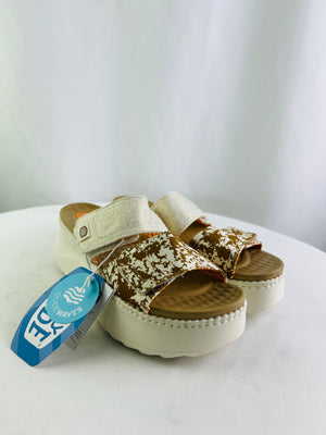HEYDUDE Delray Platform Slide in Tan Multi Animal Shimmer Women 8 NWT