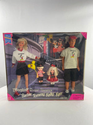 1998 Mattel Disneyland Resort Vacation Barbie Gift Set 20315 NIB