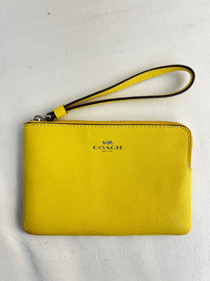 Coach Small Wristlet Crossgrain Leather Yellow Gold F58032 Pouch