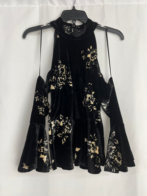 Romeo+Juliet Couture Black Cream Cold Shoulder Velvet Blouse Women's Small NWT