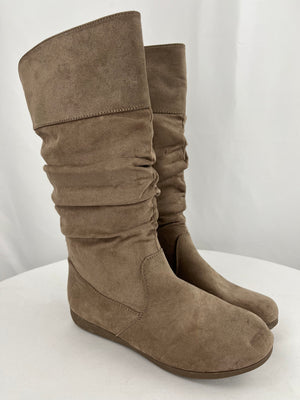 St Johns Bay Kimble Memory Foam High Boots in Taupe Size 6.5 NWT