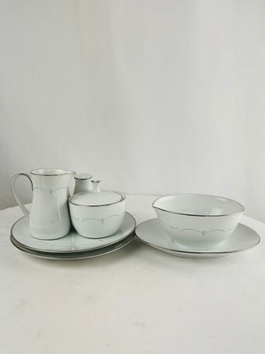 Noritake Whitebrook 6441 White Floral Dinnerware Serving Set of 8 Japan