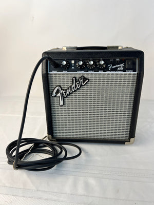 Fender Frontman 10G 10-Watt Guitar Amp Combo Type PR-357 - Turns On