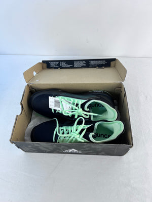 Adidas Adizero Defiant Bounce 2 Black/Green Tennis Shoes Athletic Women's 8, Box