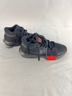 Nike Lebron Witness VIII 8 Black Red Off Noir FB2239-005 Mens Size 7 Youth 7Y