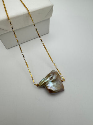 925 Sterling Silver Mother of Pearl Necklace 6.9g Gold-Tone 16.25"