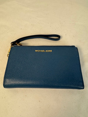Michael Kors Adele Double Zip Pebble Leather Smartphone Wristlet Wallet Blue