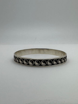 Taxco Mexico 925 Sterling Silver Bracelet 24.6g Bangle Vintage 7 in.