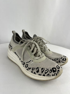 Skechers Women's Billion Leopard Lady Sneakers Size 8.5