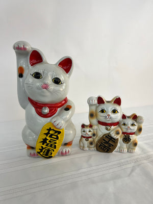 Set of 2 Tokoname Ware Maneki Neko Beckoning Cats Good Fortune Coin Bank
