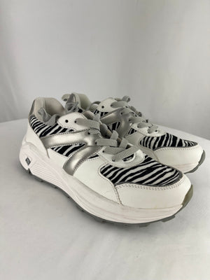 Sport Secret Celebrity Mia White Leopard Sneakers Women's 8 NWOB