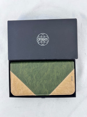 Dreem Fibonacci Duo Wallet Case for iPhone 16 Pro OliKa Olive Khaki Green Tan