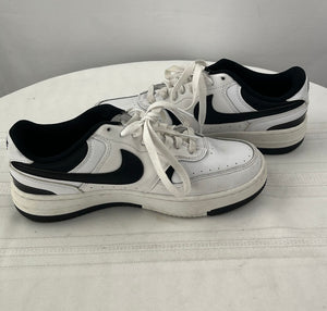 Nike Gamma Force Women's Black and White Casual Shoes Sneakers Size 8.5