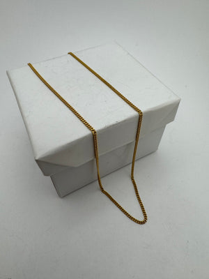 18K Yellow Gold Necklace 3.7g Curb Chain 18 in.