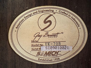 Samick Greg Bennett Design UK-70B Baritone Ukulele Solid Spruce Top Rosewood
