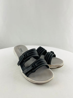 Clarks Cloud Steppers Black Solid Slip-On Sandal Women's 8