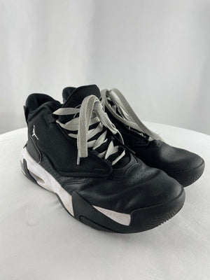 Nike Air Jordan Max Aura 4 DQ8404-002 Black Basketball Sneaker Boys 6.5Y EUC