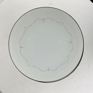 Noritake Whitebrook 6441 White Floral 10.5" Dinner Plates Set of 12 Japan