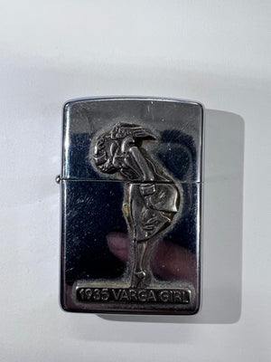 1993 Zippo Lighter 1935 Windy Varga Girl