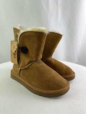 UGG Bailey Button 5803 Mid Calf Sheepskin Boots Women's Size 7 NWT