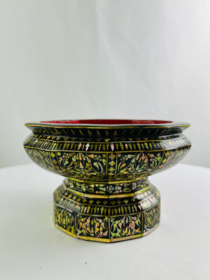 Rare Antique Thai Mother Of Pearl Inlaid Lacquer 12-Sided Pedestal Offering Bowl