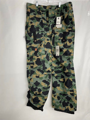 DC Weather Defense Men's Outerwear Green Camo Snow Waterproof Pants Size XL NWT