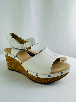 Clarks Annadel Clover White Leather Wedge Heels Women's Size 9M | 40751 NIB