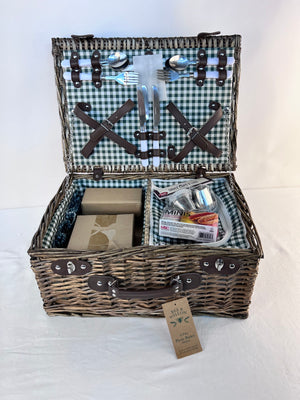 Bee & Willow Wicker Picnic Basket With Insulated Cooler And Dishes Set For 4