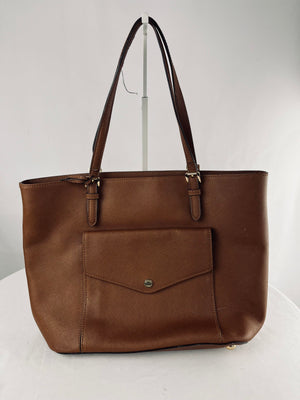 Michael Kors Large Brown Jet Set Tote Tote with Front Snap Pocket