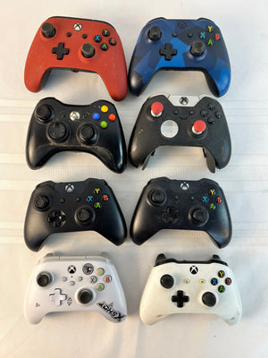 Lot of 8 Microsoft Xbox Series Controllers - FOR PARTS, AS IS, UNTESTED
