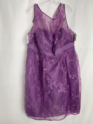 David's Bridal Wisteria Floral Lace Overlay Bridesmaid Formal Dress Women 18 NWT