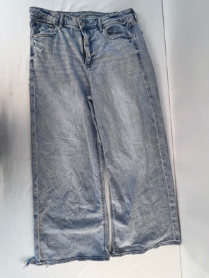 NWT American Eagle Dreamy Drape Baggy Wide Leg Jeans Womens 12S 12 Short Stretch