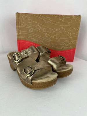 Dansko Sophie Sandals Women's 6.5 Slip On Strappy Leather Metallic Gold