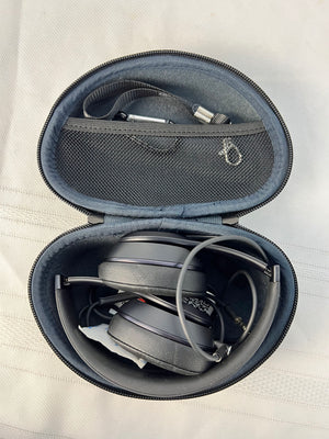 Beats by Dr. Dre Solo3 Ear-Pad Headphones Black Wireless Bluetooth