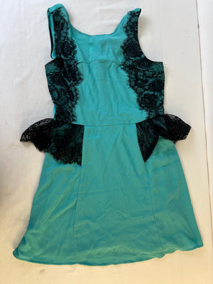 NWT Romeo & Juliet Couture Green Black Lace Peplum Mini Dress Size S Small