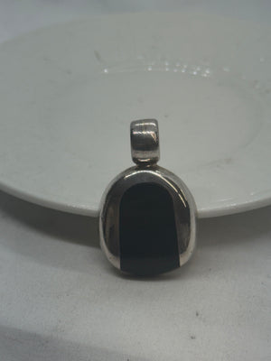 ATI 925 Sterling Silver Black Onyx Circular Pendant 19.4g Vintage