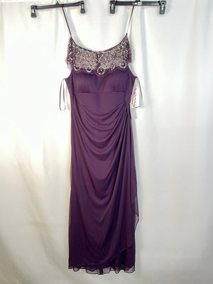 XSCAPE Women's Short Sleeve Mesh Beaded Yoke Gown NWT w/ Defect Size 12P Purple