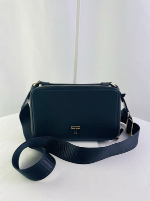 TUMI Voyageur Maya Black Leather Crossbody Double Zip Multi Functional Bag