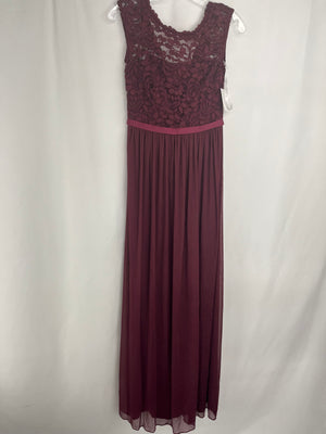 David's Bridal Long Lace Mesh Cap Sleeve Formal Gown Burgundy Wine Size 0 NWT