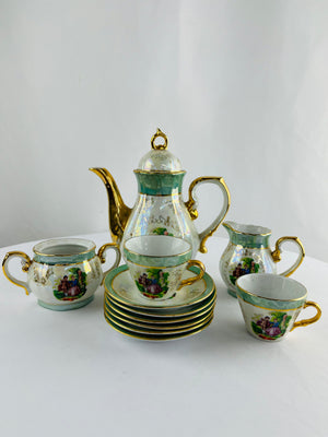 Imperial Design Japan 22k Gold Fine Porcelain Opalescent Coffee/Tea Set of 12
