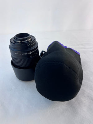 Nikon AF-P DX NIKKOR 70-300mm f/4.5-6.3 G ED Lens with Case - UNTESTED